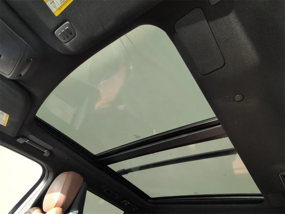 2023 Lincoln Navigator 4th Gen - Image 21 of 21
