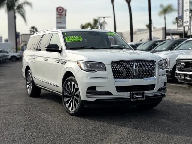 2023 Lincoln Navigator 4th Gen - Image 4 of 12