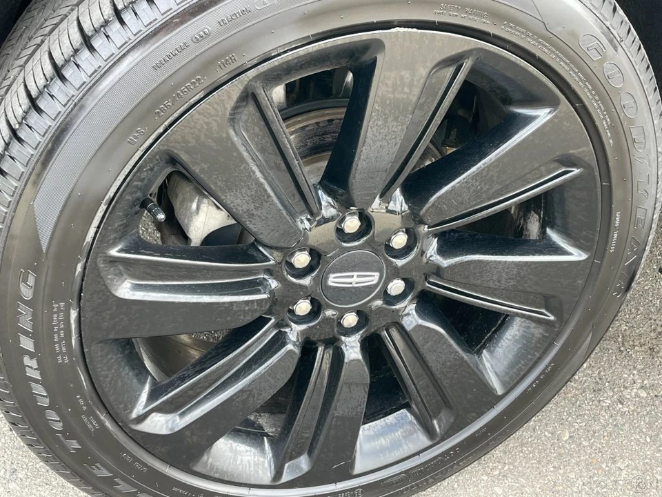 2023 Lincoln Navigator 4th Gen - Image 11 of 21