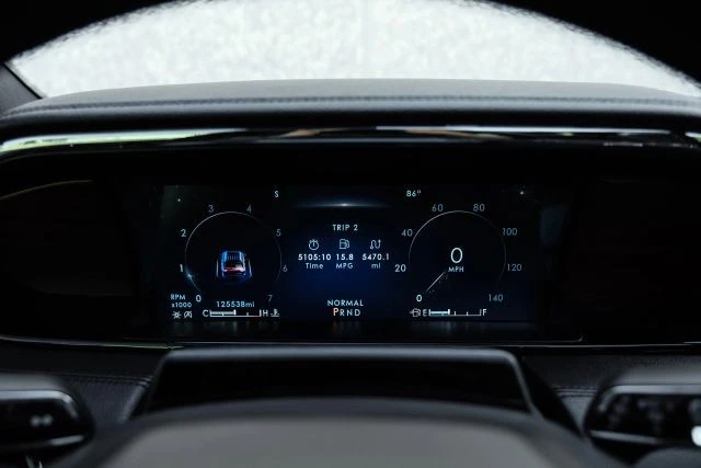 2023 Lincoln Navigator 4th Gen - Image 21 of 31