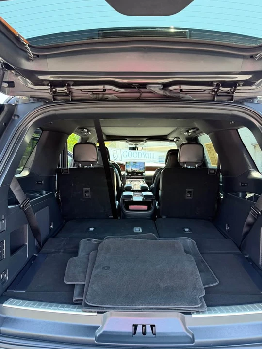2023 Lincoln Navigator 4th Gen - Image 7 of 9