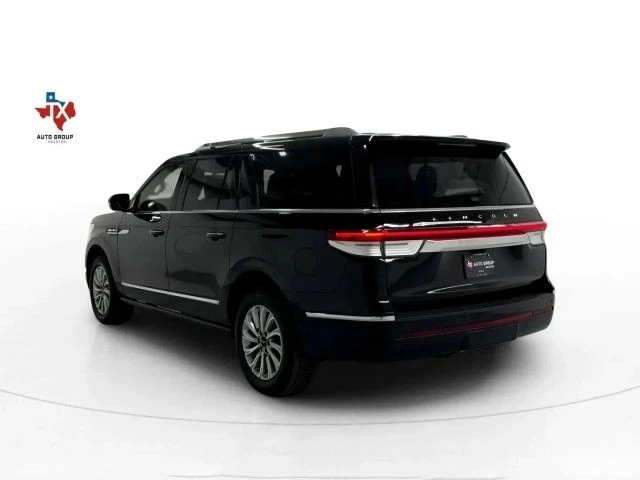 2023 Lincoln Navigator 4th Gen - Image 5 of 12