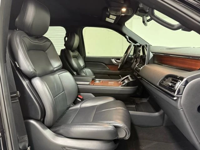 2023 Lincoln Navigator 4th Gen - Image 12 of 12