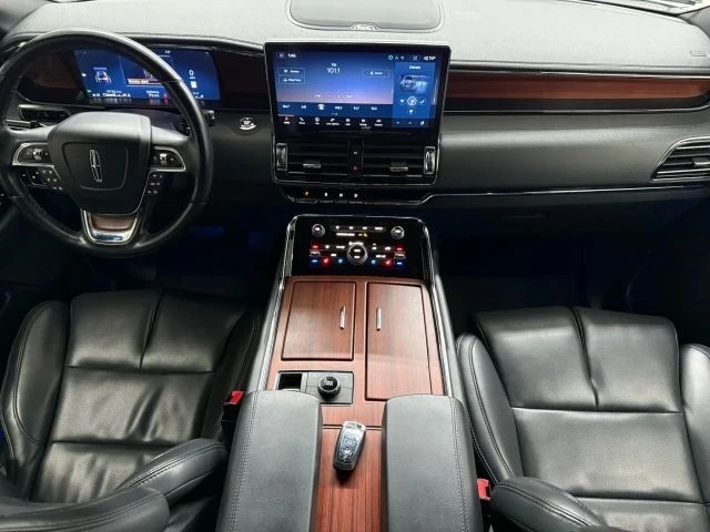 2023 Lincoln Navigator 4th Gen - Image 2 of 12
