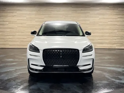2023 Lincoln Corsair - Image 2 of 15