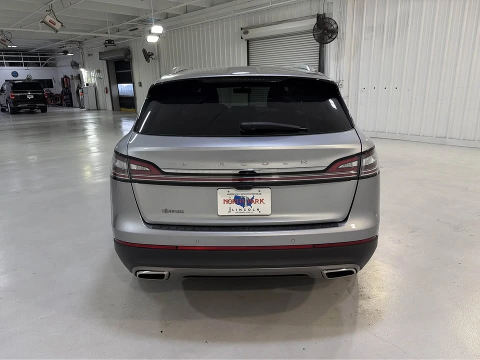 2023 Lincoln Nautilus - Image 5 of 11