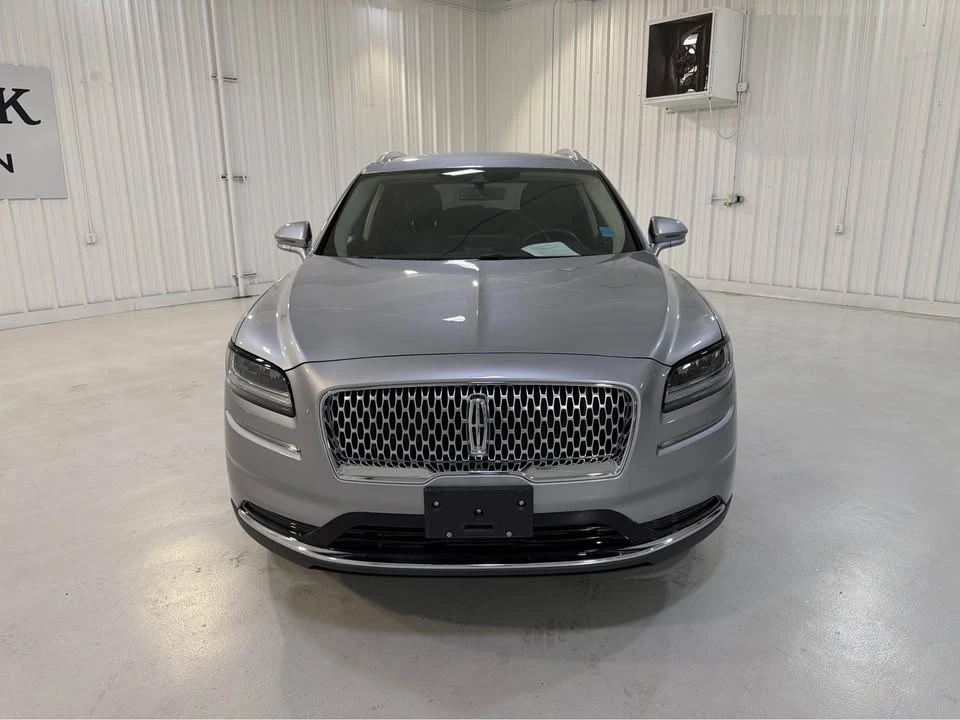 2023 Lincoln Nautilus - Image 2 of 11