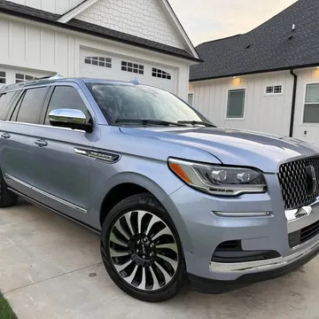 2023 Lincoln Navigator L Black Label