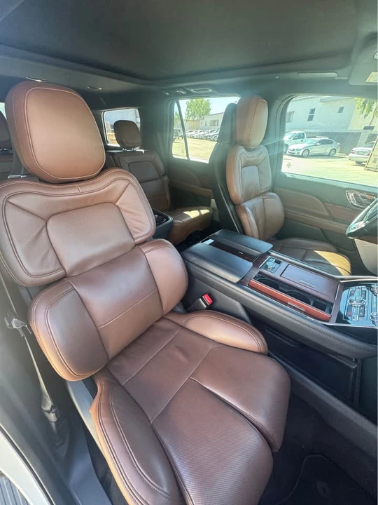 2023 Lincoln Navigator 4th Gen - Image 3 of 13