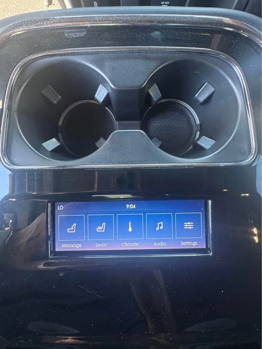 2023 Lincoln Navigator 4th Gen - Image 10 of 13