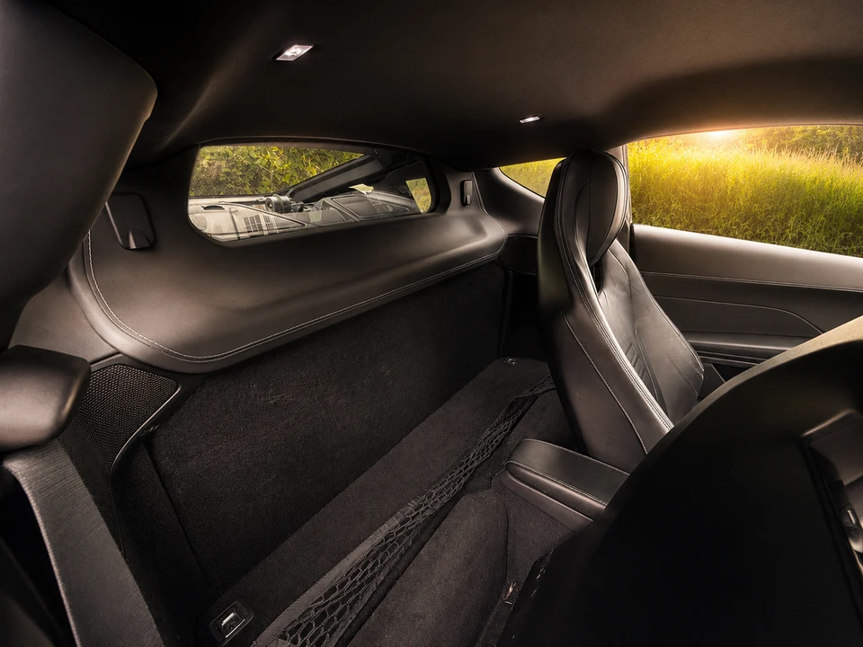 2023 Lotus Emira - Image 15 of 31