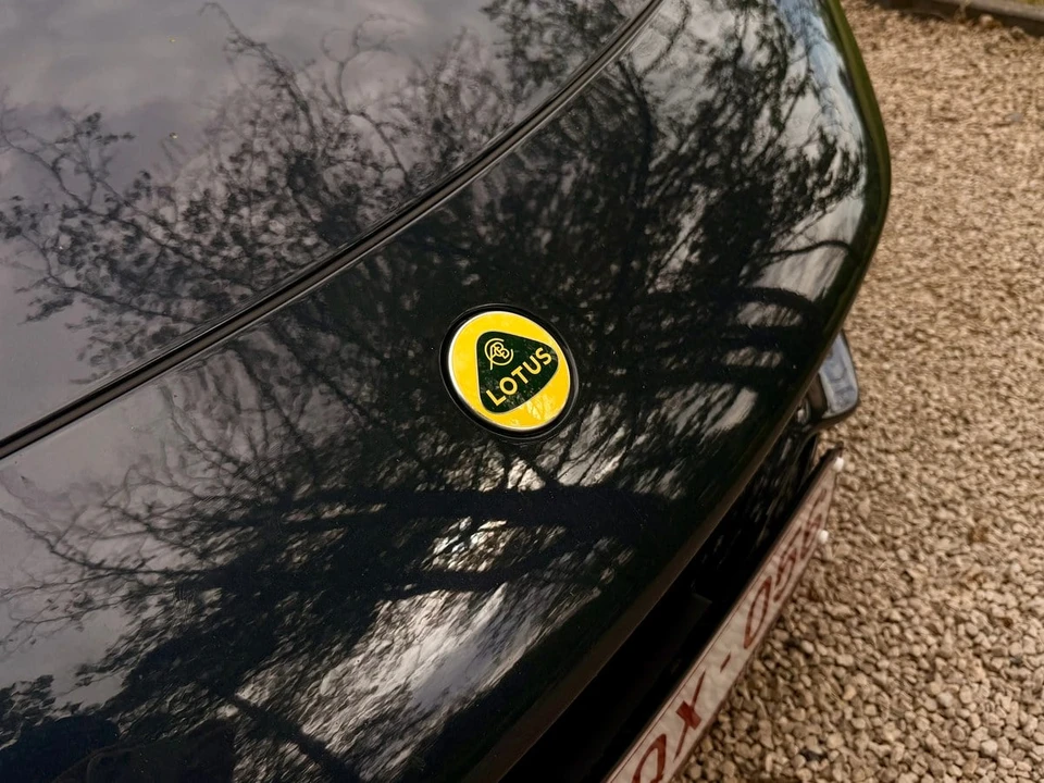 2023 Lotus Emira - Image 21 of 31