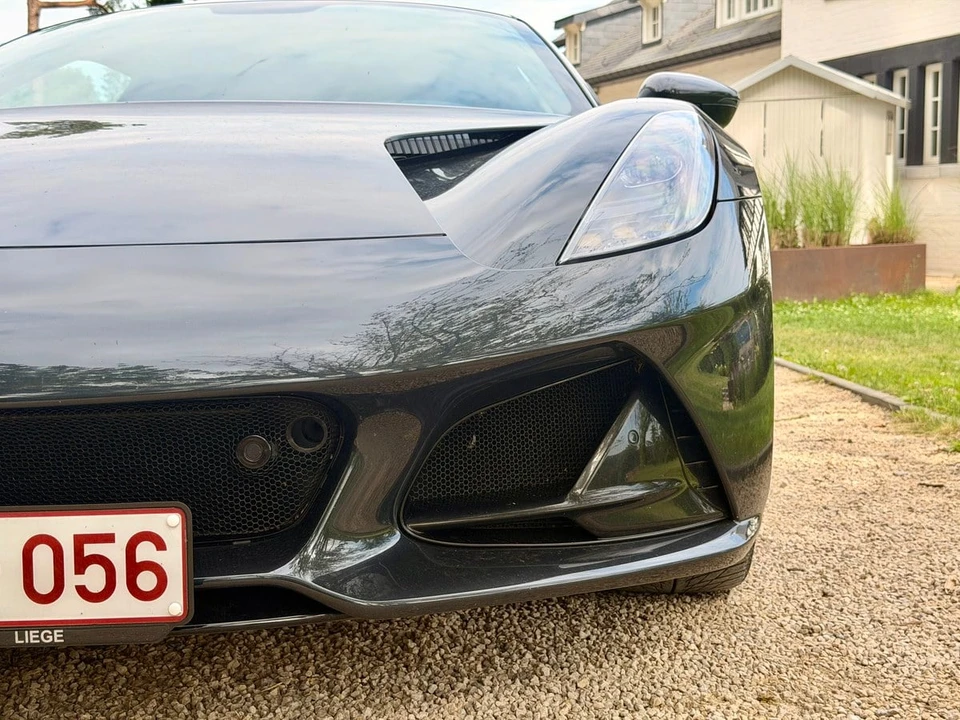 2023 Lotus Emira - Image 27 of 31
