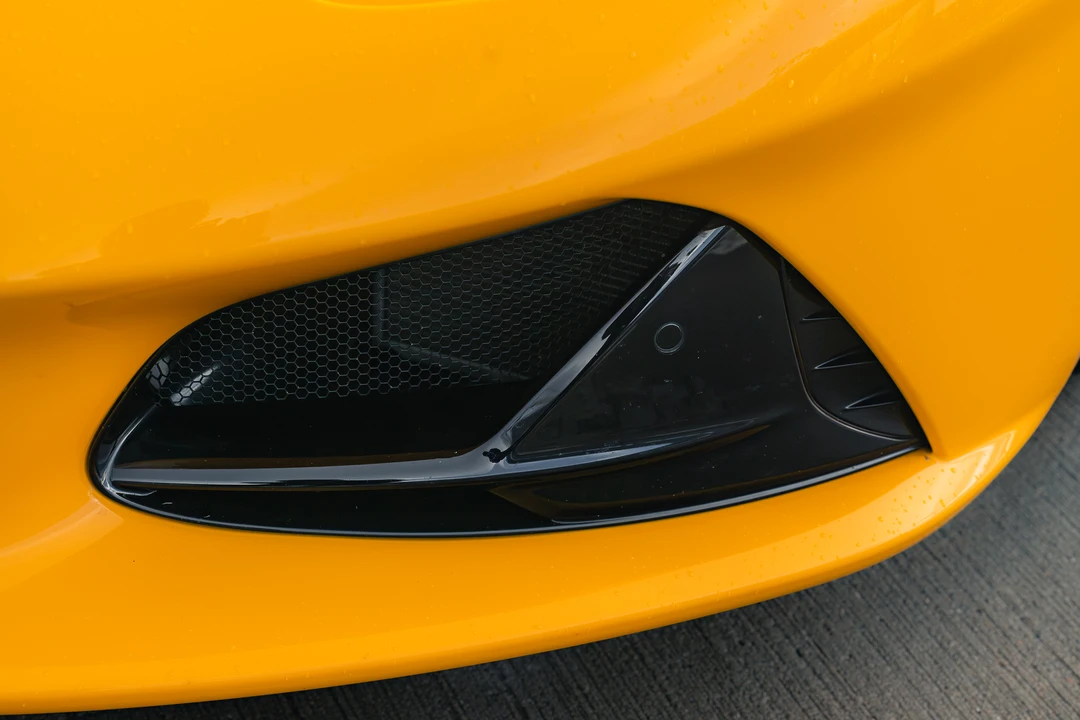 2023 Lotus Emira - Image 20 of 31