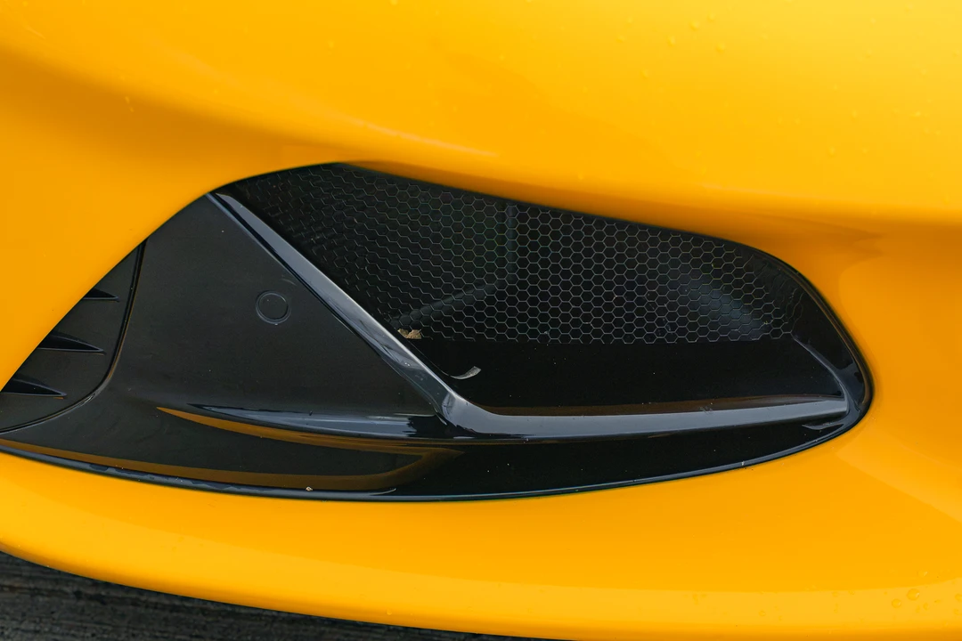 2023 Lotus Emira - Image 21 of 31