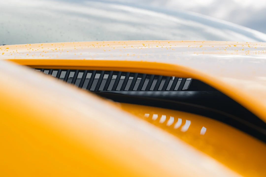 2023 Lotus Emira - Image 22 of 31