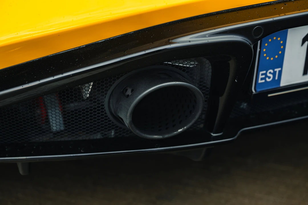 2023 Lotus Emira - Image 31 of 31