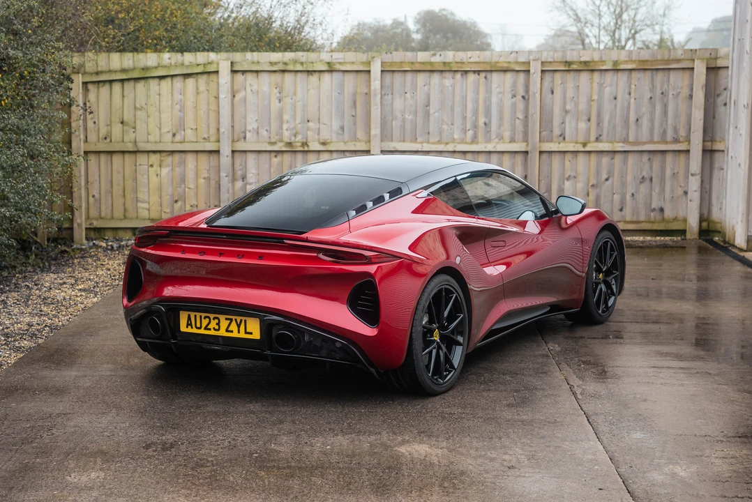 2023 Lotus Emira - Image 7 of 31