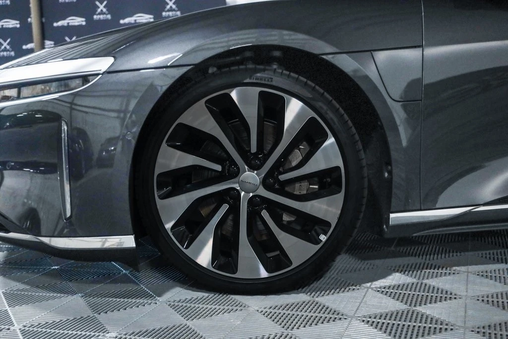 2023 Lucid Air - Image 13 of 21