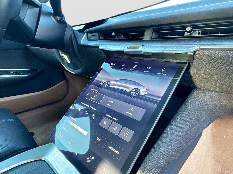 2023 Lucid Air - Image 15 of 15