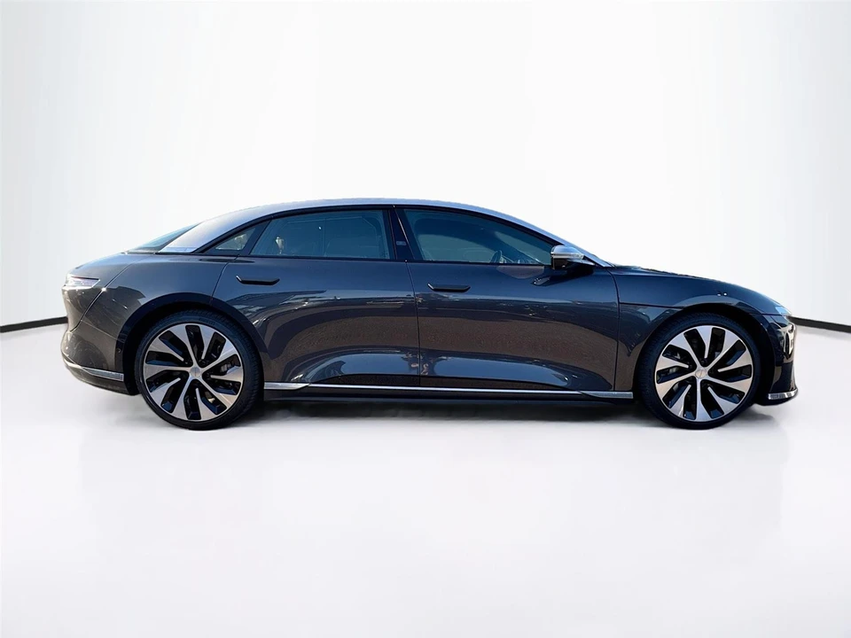 2023 Lucid Air - Image 13 of 15