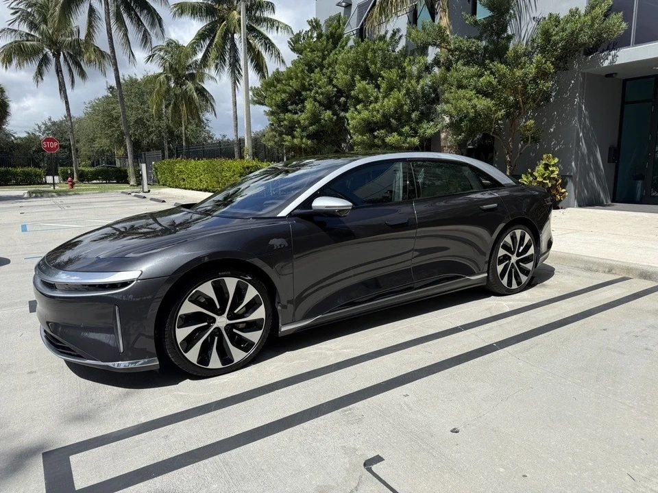 2023 Lucid Air - Image 2 of 21