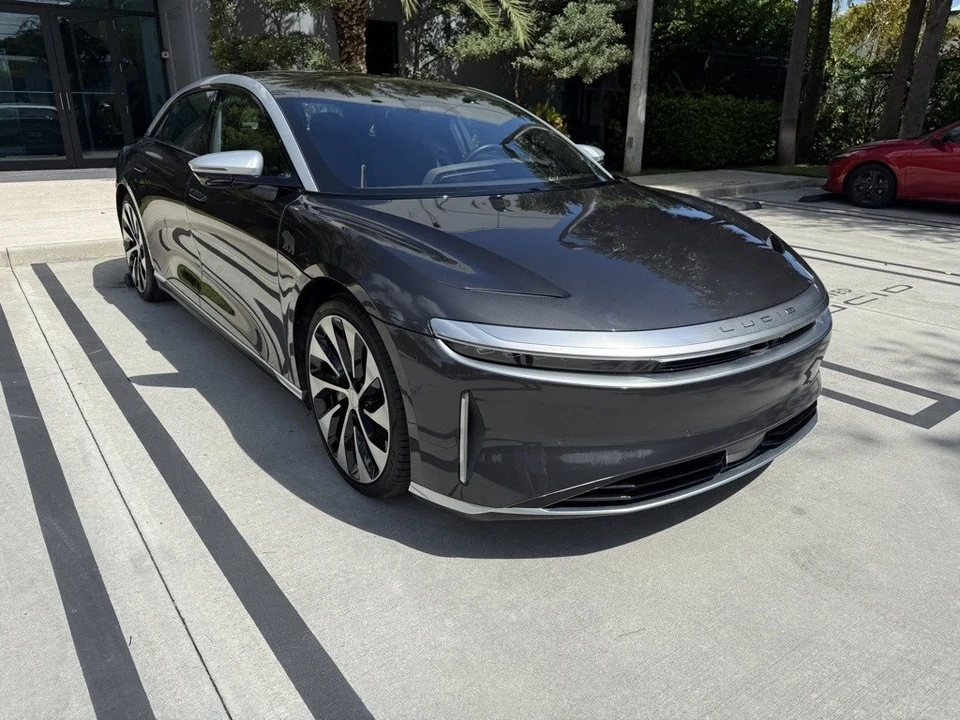 2023 Lucid Air - Image 8 of 21
