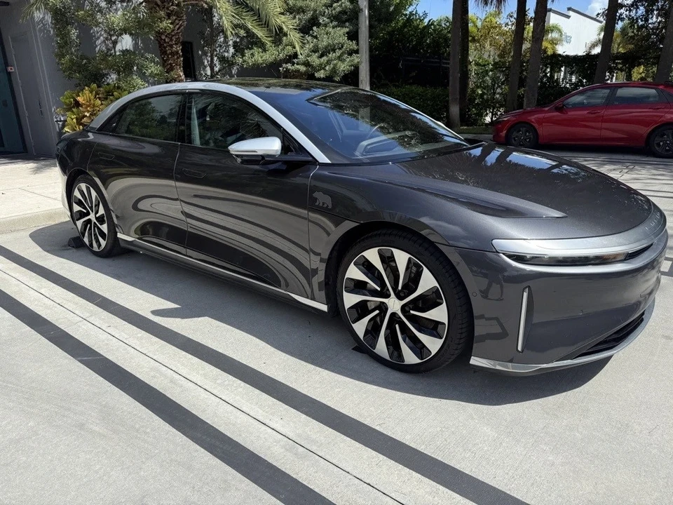 2023 Lucid Air - Image 9 of 21