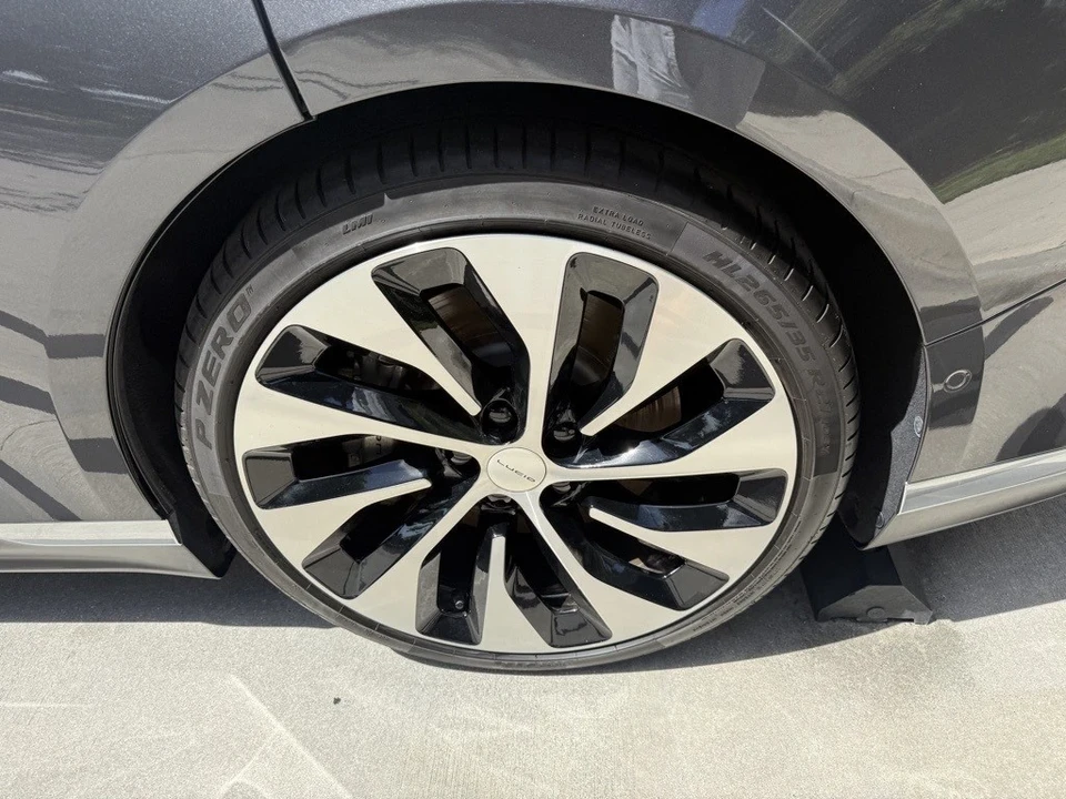 2023 Lucid Air - Image 16 of 21