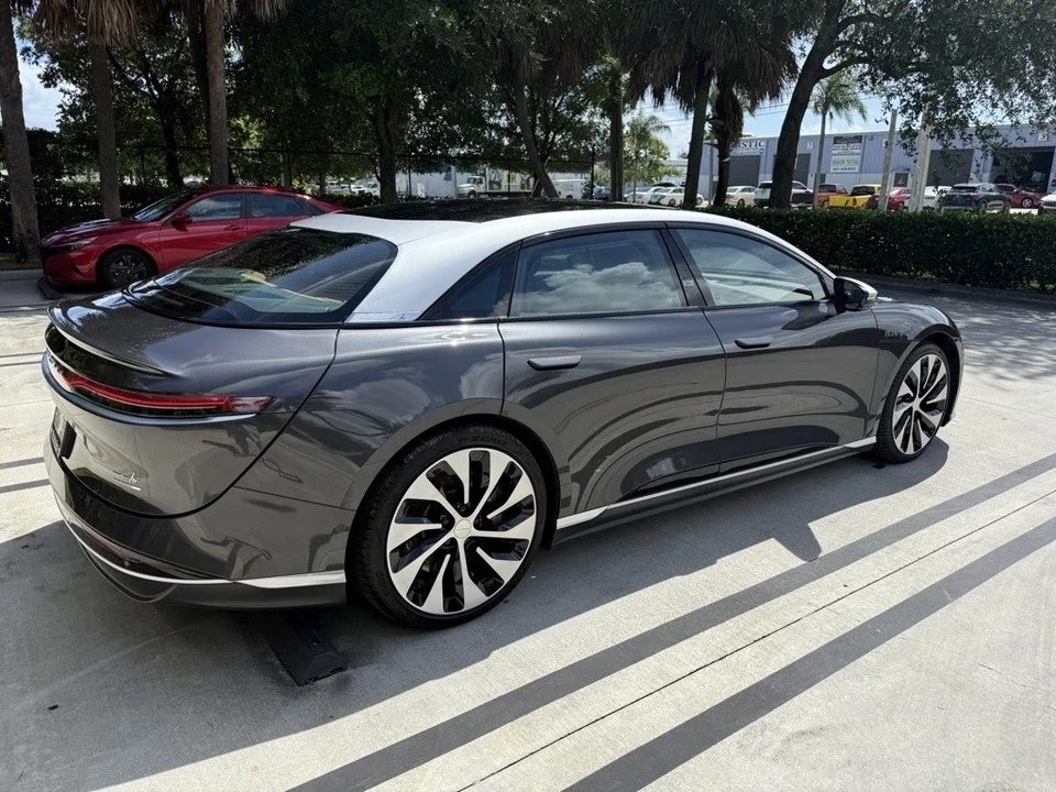 2023 Lucid Air - Image 12 of 21