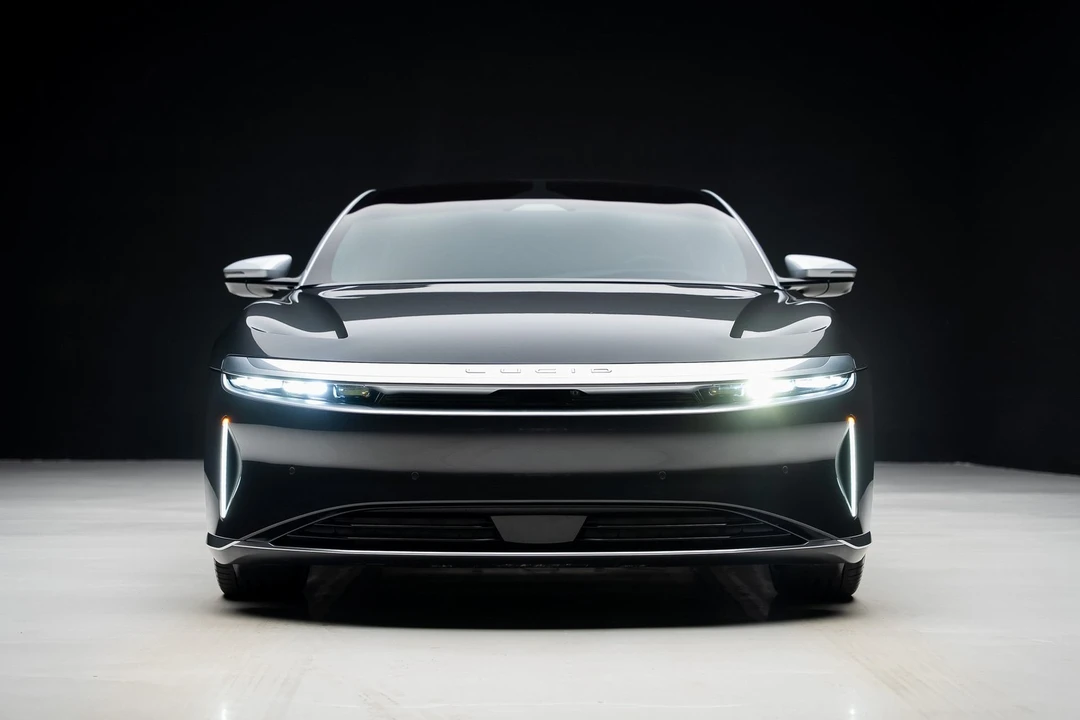 2023 Lucid Air - Image 8 of 12