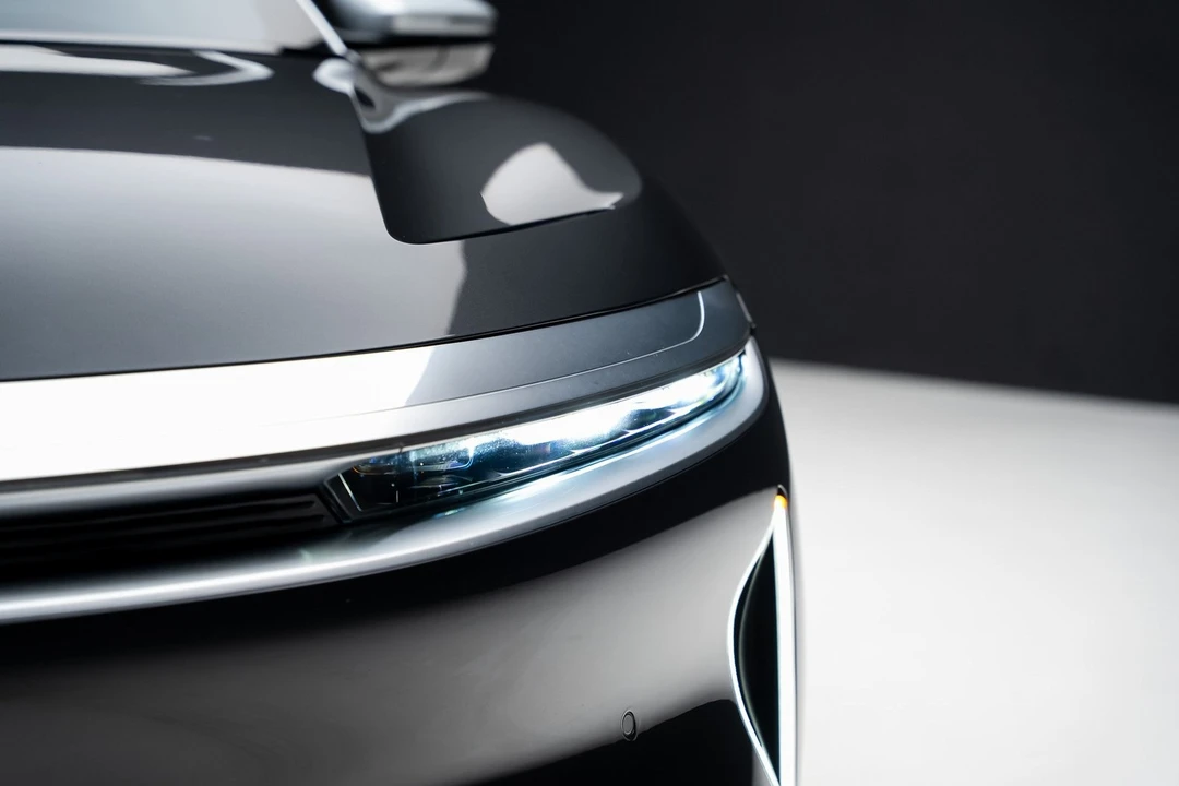 2023 Lucid Air - Image 10 of 12