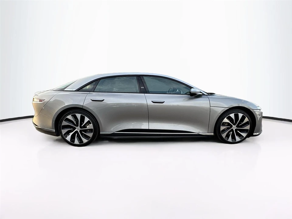 2023 Lucid Air - Image 15 of 15