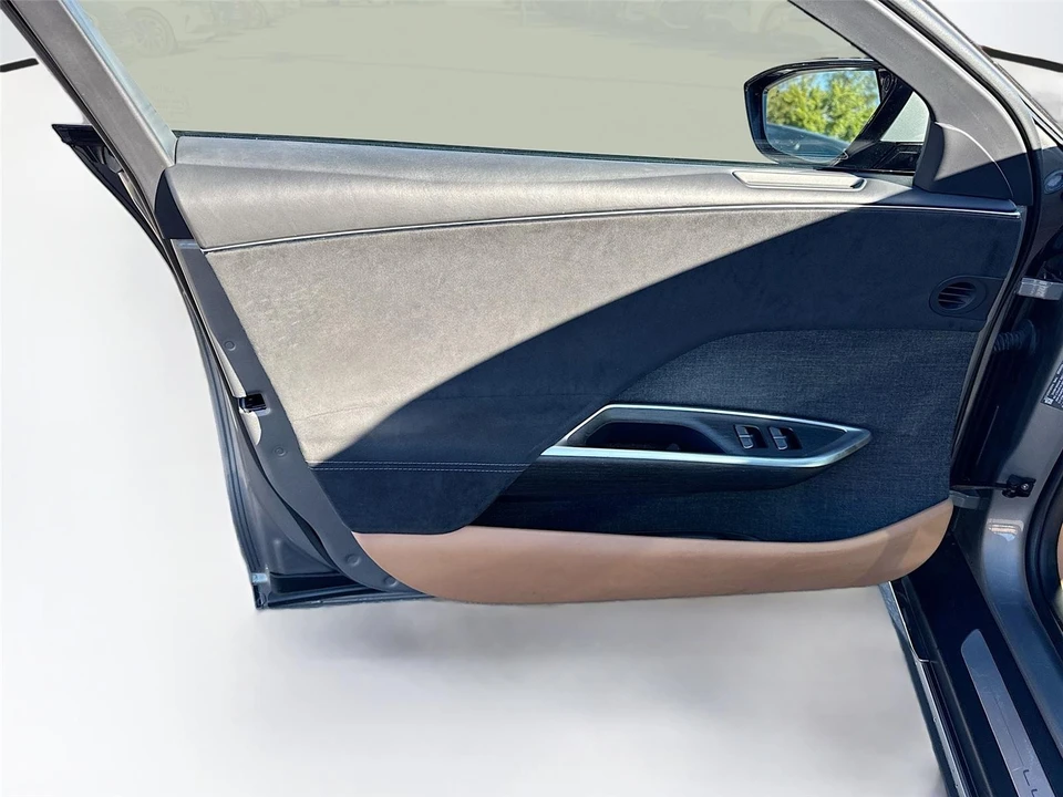 2023 Lucid Air - Image 18 of 21