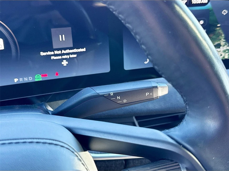 2023 Lucid Air - Image 17 of 21