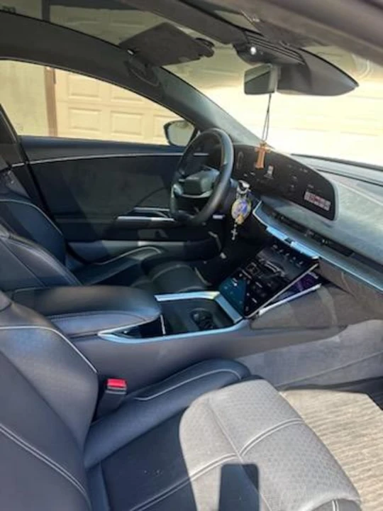 2023 Lucid Air - Image 4 of 8