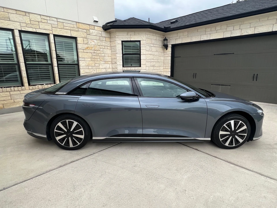 2023 Lucid Air - Image 16 of 31