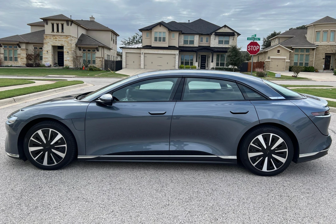 2023 Lucid Air - Image 3 of 31