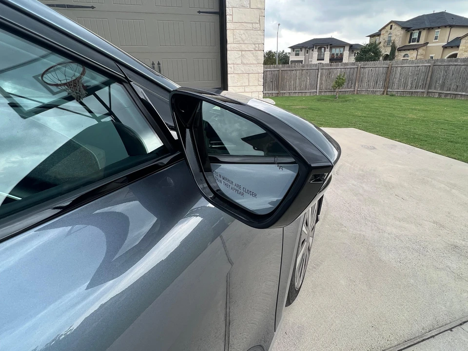 2023 Lucid Air - Image 27 of 31