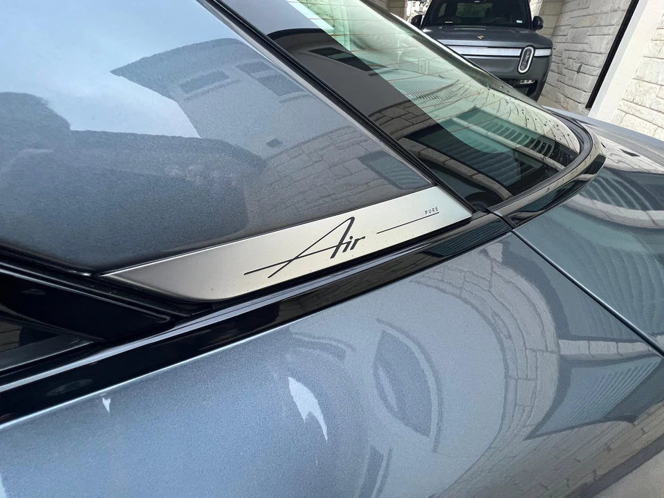 2023 Lucid Air - Image 25 of 31