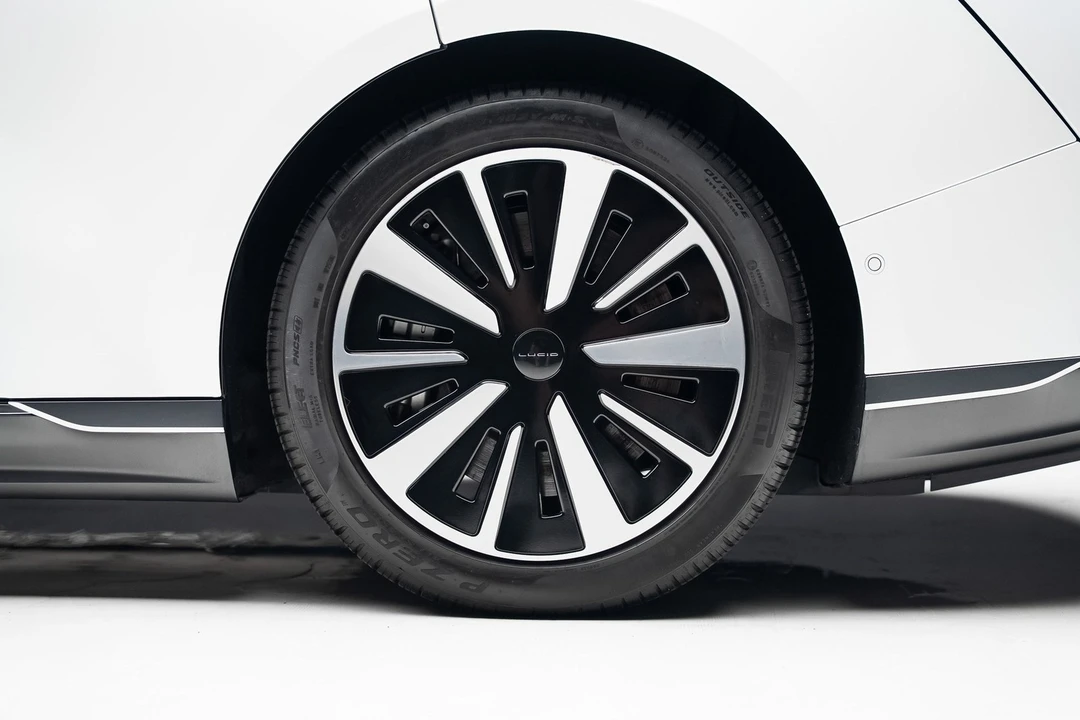 2023 Lucid Air - Image 20 of 21