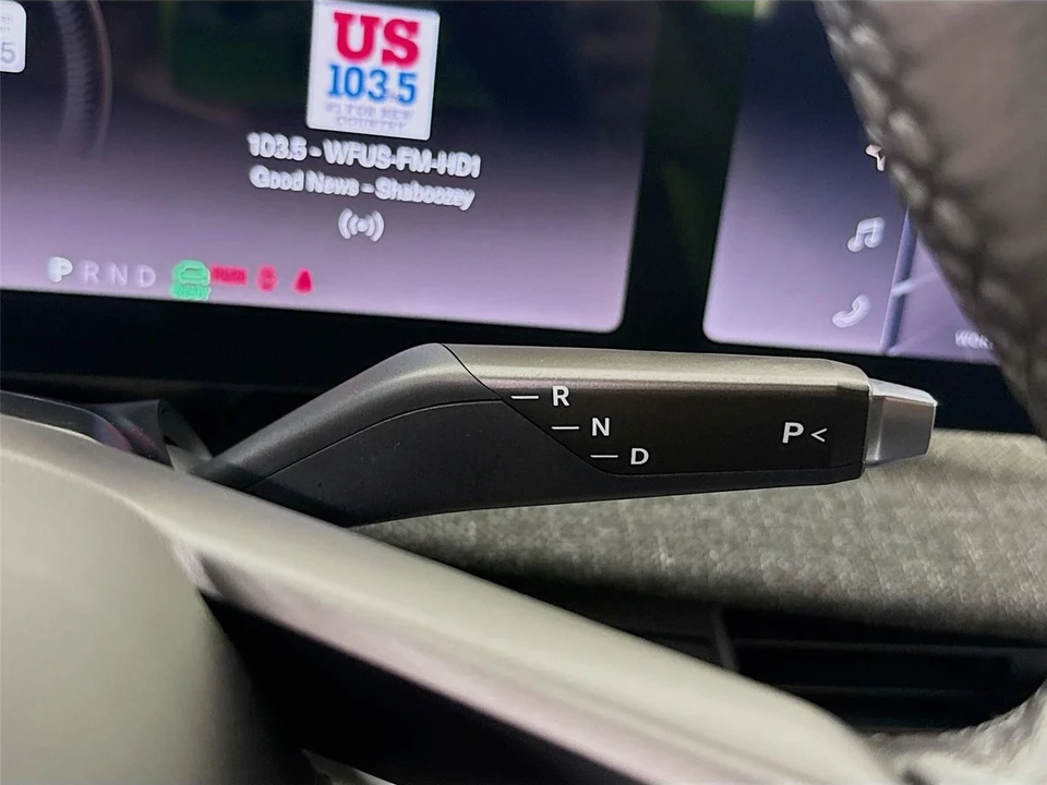 2023 Lucid Air - Image 16 of 21
