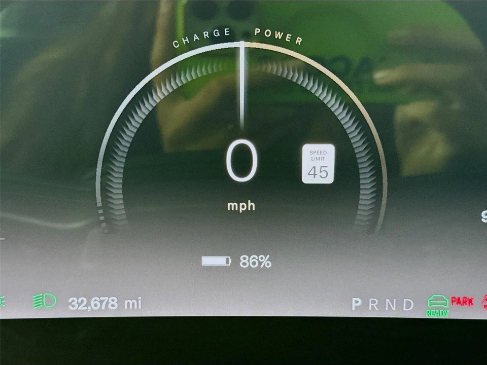 2023 Lucid Air - Image 11 of 21