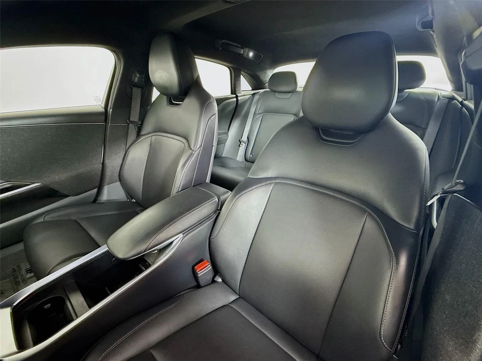 2023 Lucid Air - Image 19 of 21