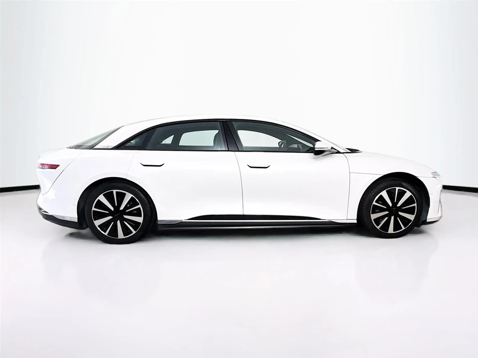 2023 Lucid Air - Image 8 of 21