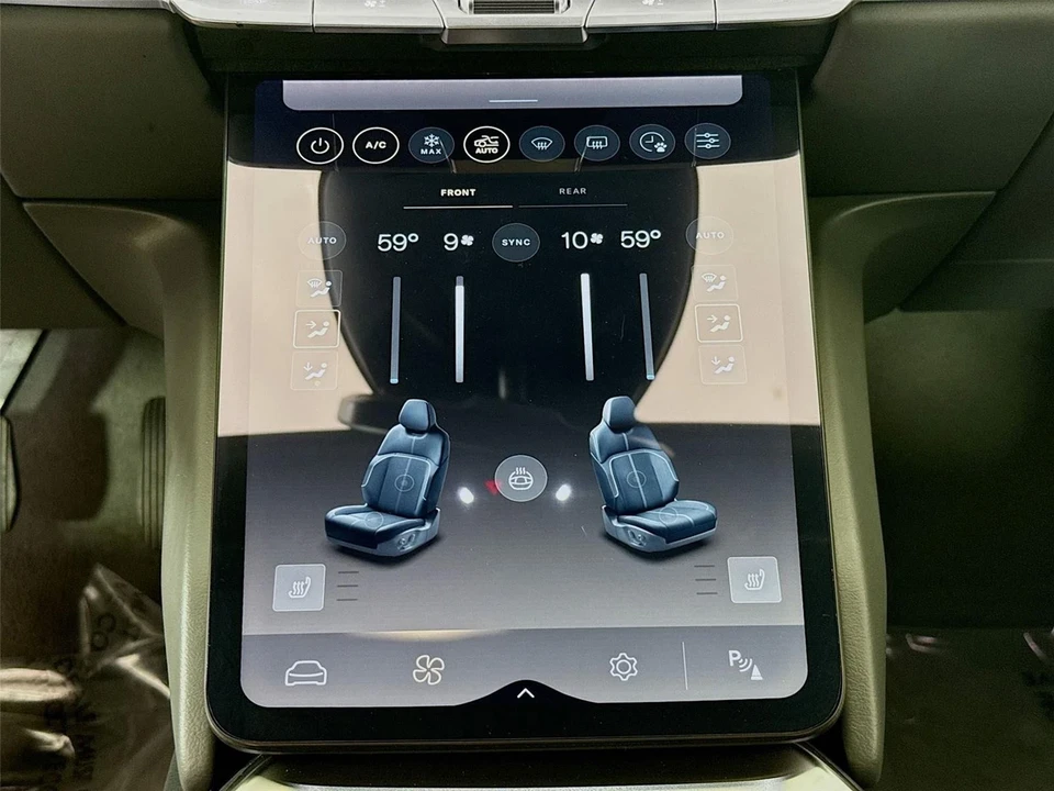 2023 Lucid Air - Image 15 of 21