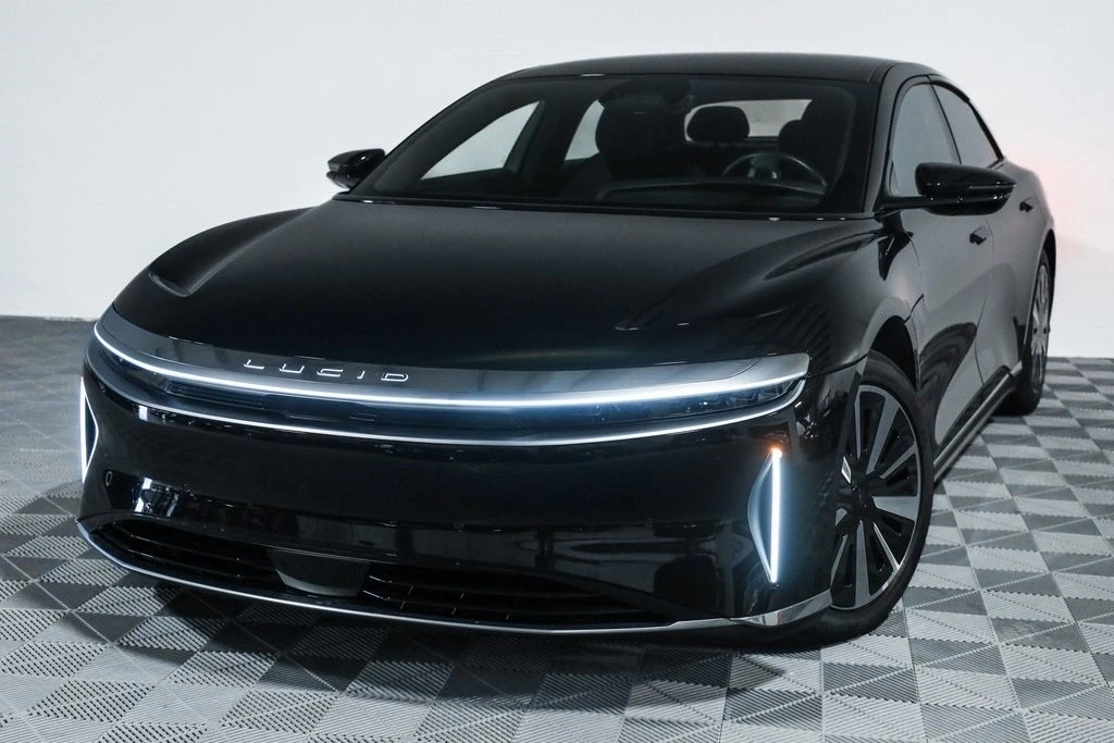 2023 Lucid Air - Image 10 of 21