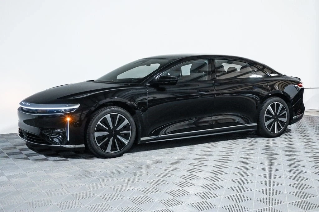 2023 Lucid Air - Image 16 of 21