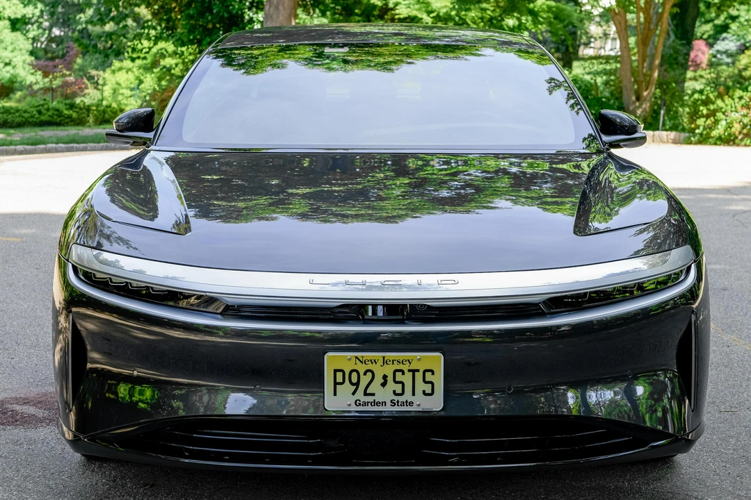 2023 Lucid Air - Image 2 of 31
