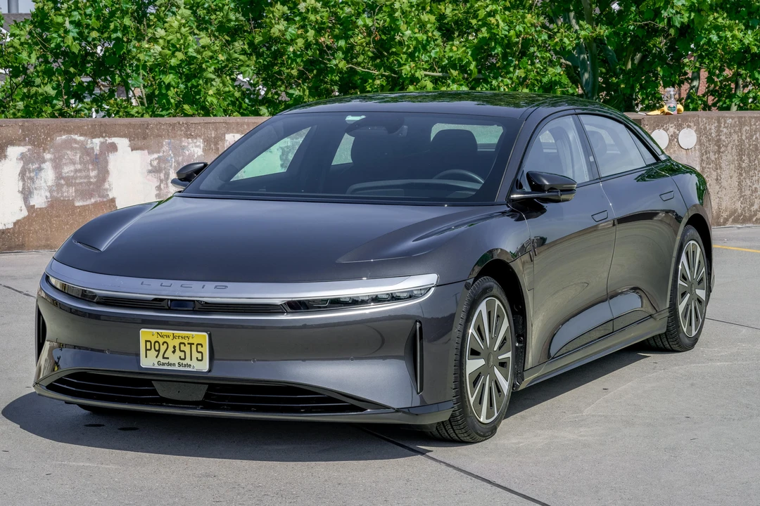 2023 Lucid Air - Image 7 of 31